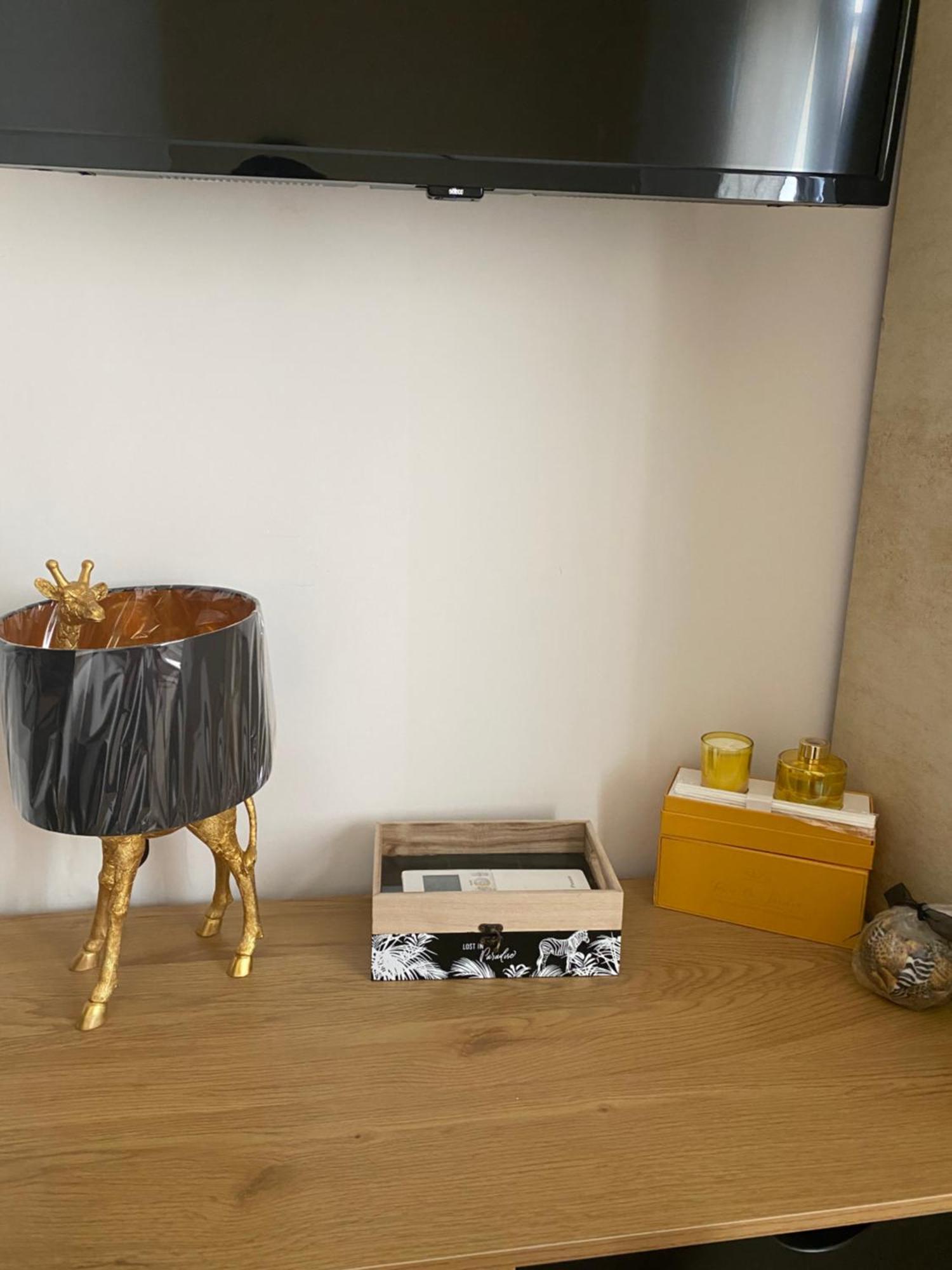 Ludo'S Rooms กาญารี ภายนอก รูปภาพ